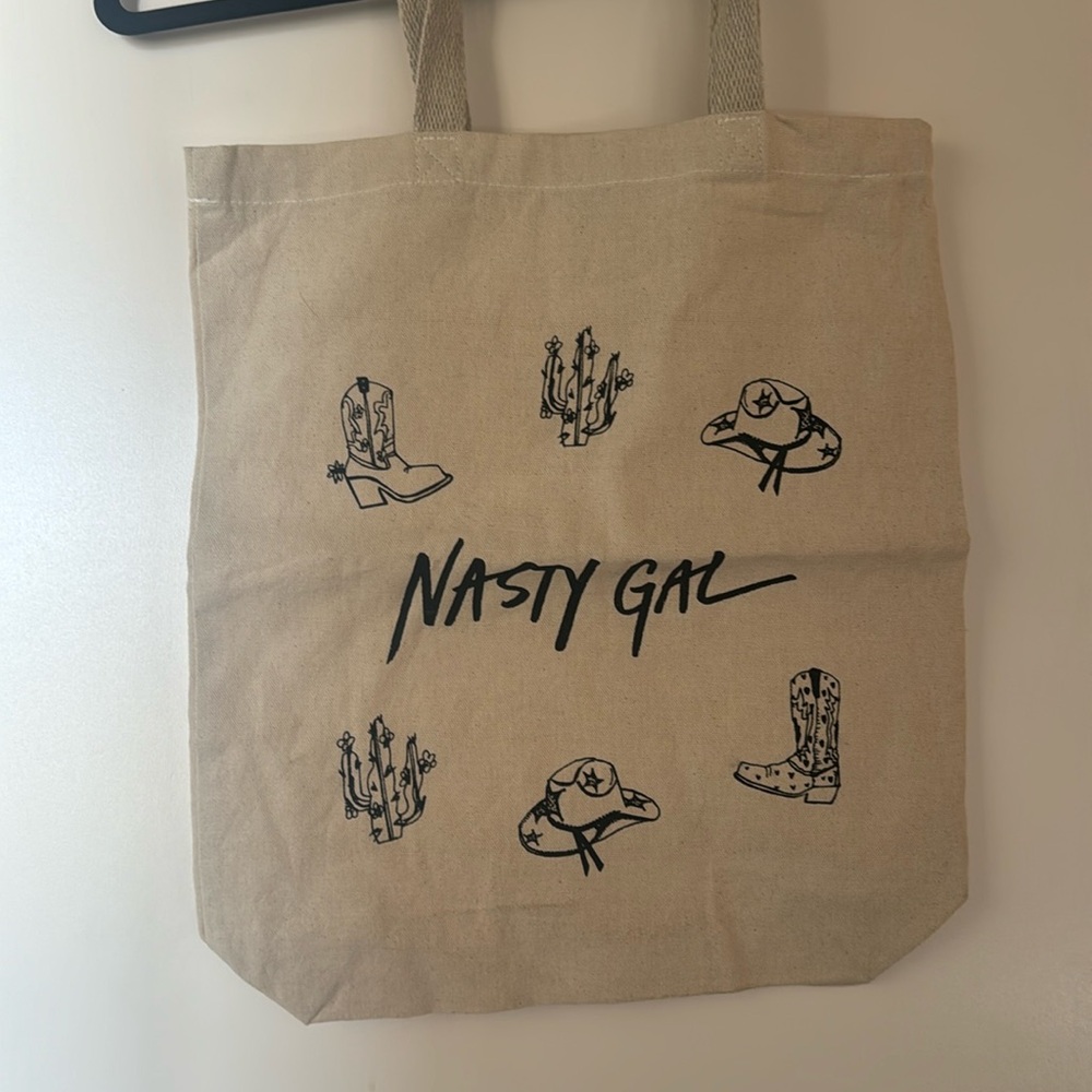 Nasty gal tote, never used!